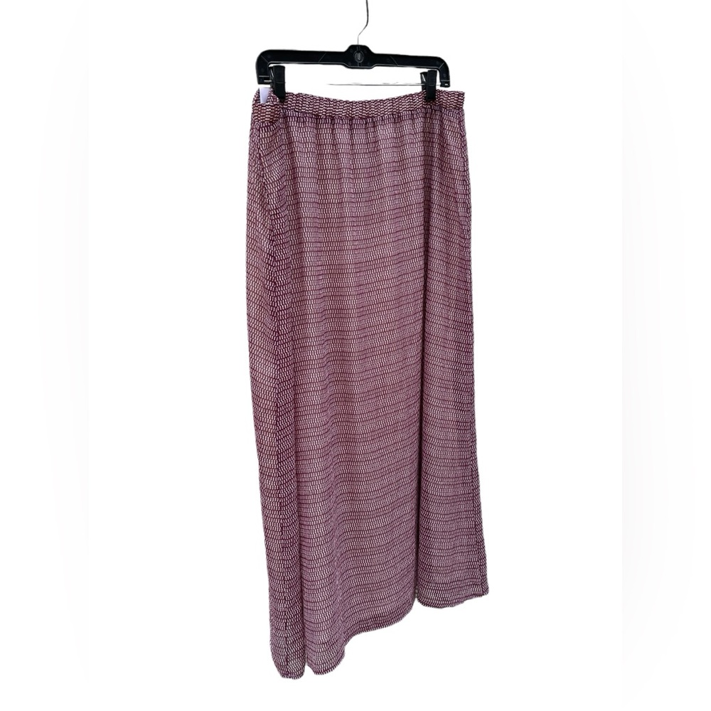 Gap Deep Brick Red with White Pattern Sheer Over Solid White New with Tags
